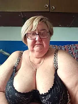 AngelCoco – webcam model profile photo Image 14