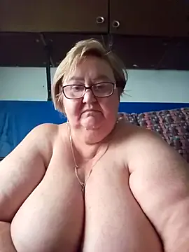 AngelCoco – webcam model profile photo Image 16