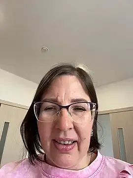 AngelinaKors – webcam model profile photo Image 7