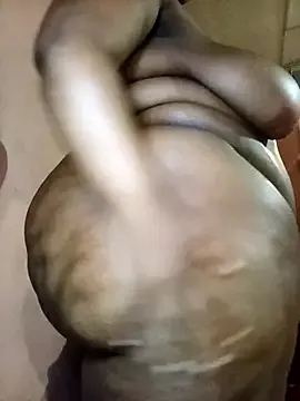 SarithaBroun – webcam model profile photo Image 12