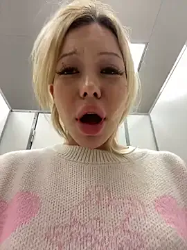 JessieLiu – webcam model profile photo Image 18