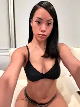 TessaMyst – webcam model profile photo Image 7