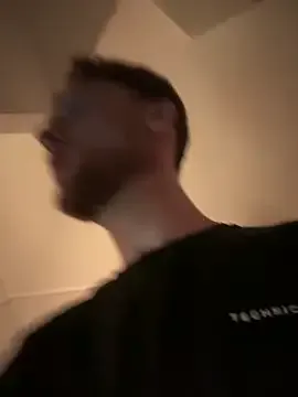 AyshaConnor – webcam model profile photo Image 11