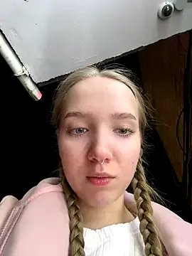 MiaTonyy – webcam model profile photo Image 19