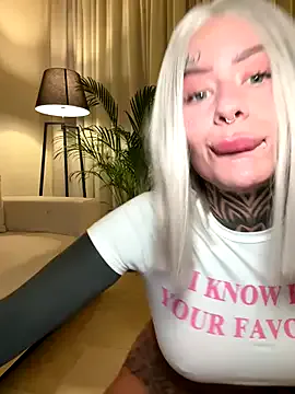 PollyElfi – webcam model profile photo Image 17