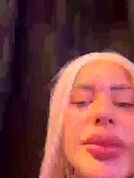 PollyElfi – webcam model profile photo Image 19