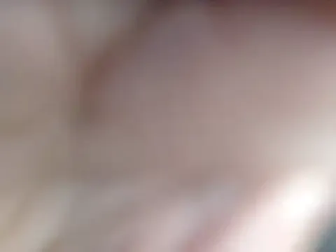 AyshaConnor – webcam model profile photo Image 16