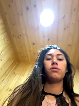 Men-esthe-Live – webcam model profile photo Image 4