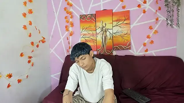 Dolce – webcam model profile photo Image 15