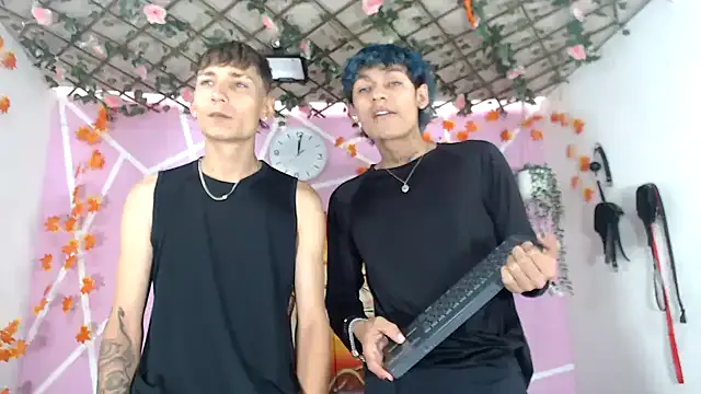 Dolce – webcam model profile photo Image 18