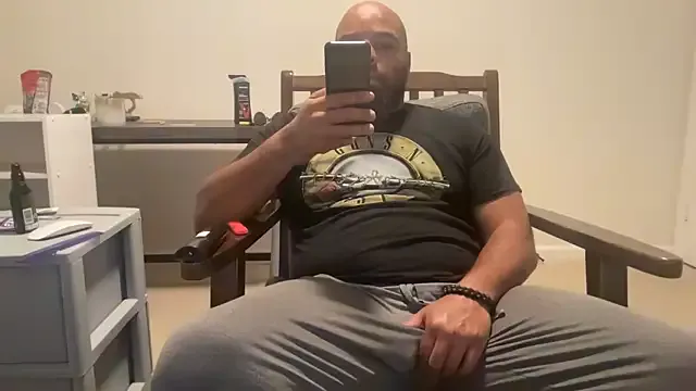 AlisonColemans – webcam model profile photo Image 2