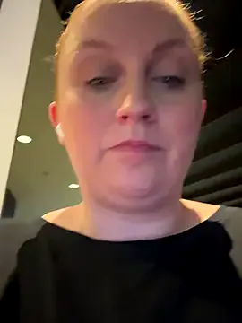 MarisaKarter – webcam model profile photo Image 10