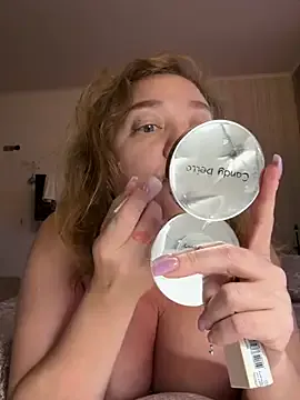 ErzabelLew – webcam model profile photo Image 13