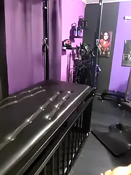 CatalinaDalessio – webcam model profile photo Image 7