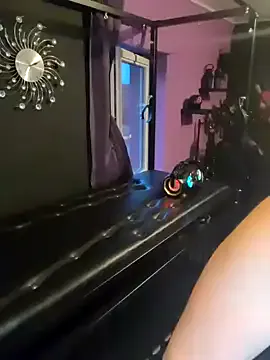 CatalinaDalessio – webcam model profile photo Image 8