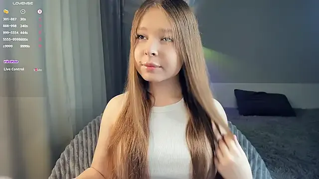 PollyElfi – webcam model profile photo Image 8