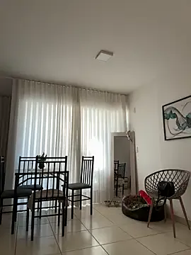 MiraKova – webcam model profile photo Image 12