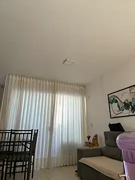 MiraKova – webcam model profile photo Image 19