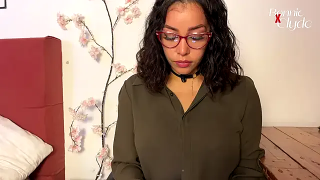 MarylinGlory – webcam model profile photo Image 8