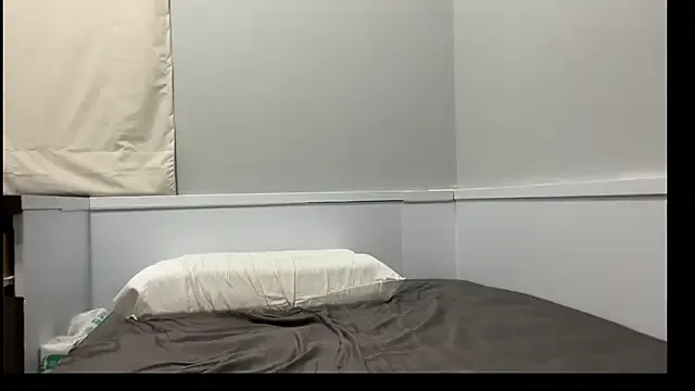 MollyMary – webcam model profile photo Image 3