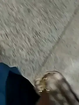 Modelfox – webcam model profile photo Image 15