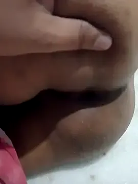 _Alicee_1 – webcam model profile photo Image 13