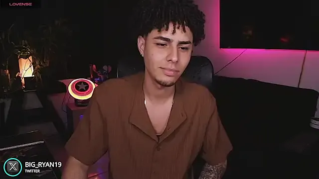 Latin_summer – webcam model profile photo Image 2