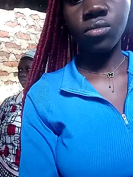 V-Hot-Sweti – webcam model profile photo Image 3