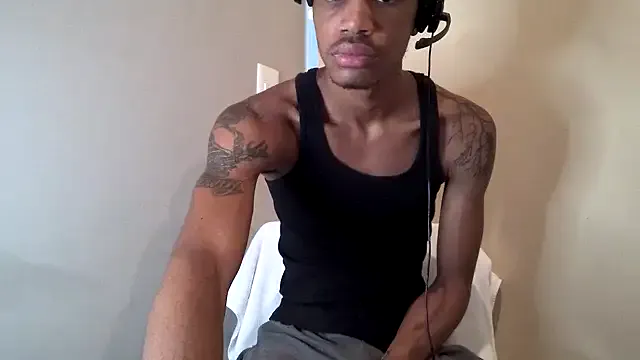 dreamteamgirls – webcam model profile photo Image 11