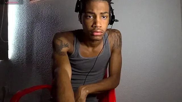 dreamteamgirls – webcam model profile photo Image 9