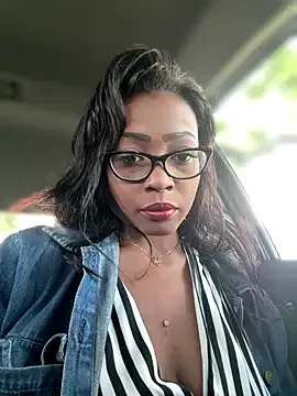 AnnAbbey – webcam model profile photo Image 12