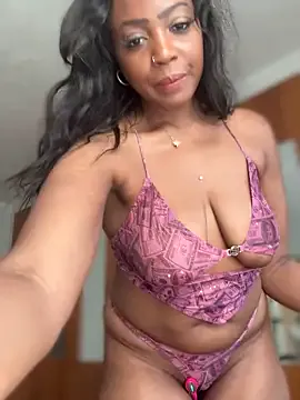 AnnAbbey – webcam model profile photo Image 16