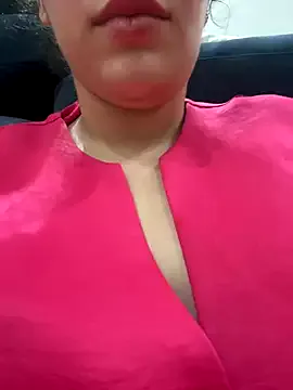 Scarlett – webcam model profile photo Image 2