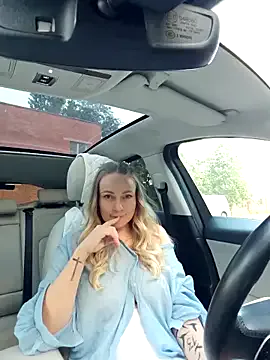 daddySgirl9 – webcam model profile photo Image 16