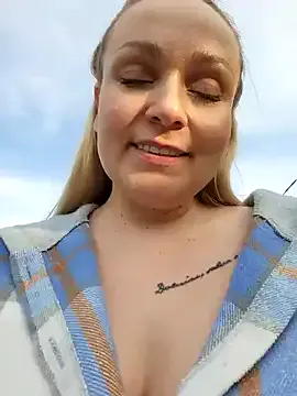 daddySgirl9 – webcam model profile photo Image 4