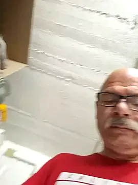 KateGale – webcam model profile photo Image 7