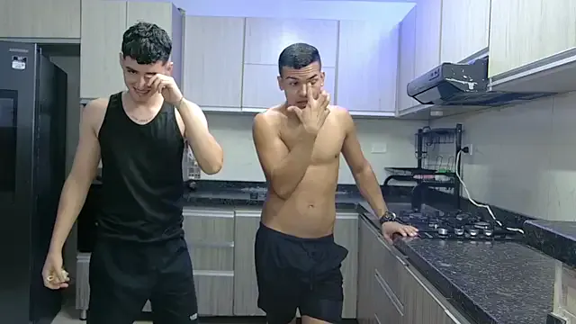 Madelynn – webcam model profile photo Image 12