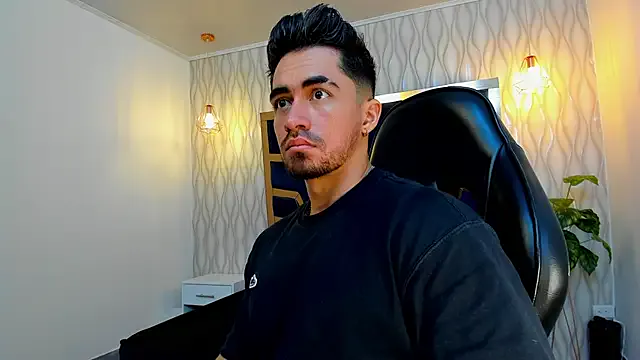 CatalinaDalessio – webcam model profile photo Image 7