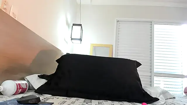 Belosnezhka – webcam model profile photo Image 6