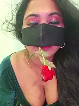 MerlyG – webcam model profile photo Image 3