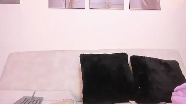 -_MARINA_- – webcam model profile photo Image 16