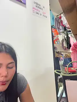 Rinka_Icup_xx – webcam model profile photo Image 4