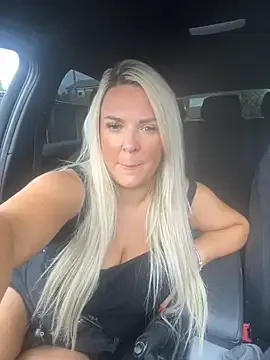 AnnAbbey – webcam model profile photo Image 15