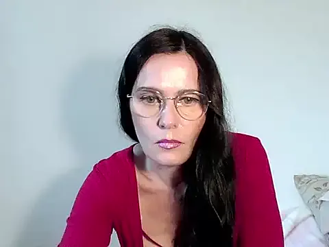 ErzabelLew – webcam model profile photo Image 16