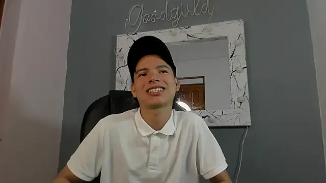 kissyyyss1 – webcam model profile photo Image 10