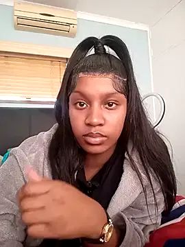 NohomiCambel – webcam model profile photo Image 4