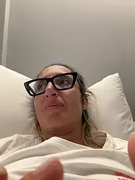 sochnayaaa – webcam model profile photo Image 3