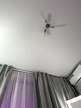 HaleyLyon – webcam model profile photo Image 18