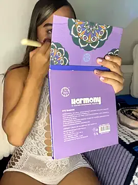 AndreaKalo – webcam model profile photo Image 6