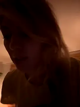 AdrianaAndrade – webcam model profile photo Image 17